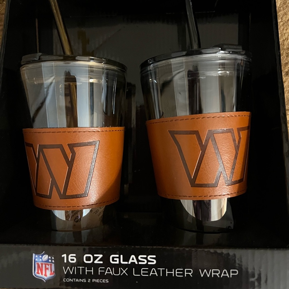 NFL Glass Tumblers with Brown Faux Leather Wrap Washington Commanders logo.  New
